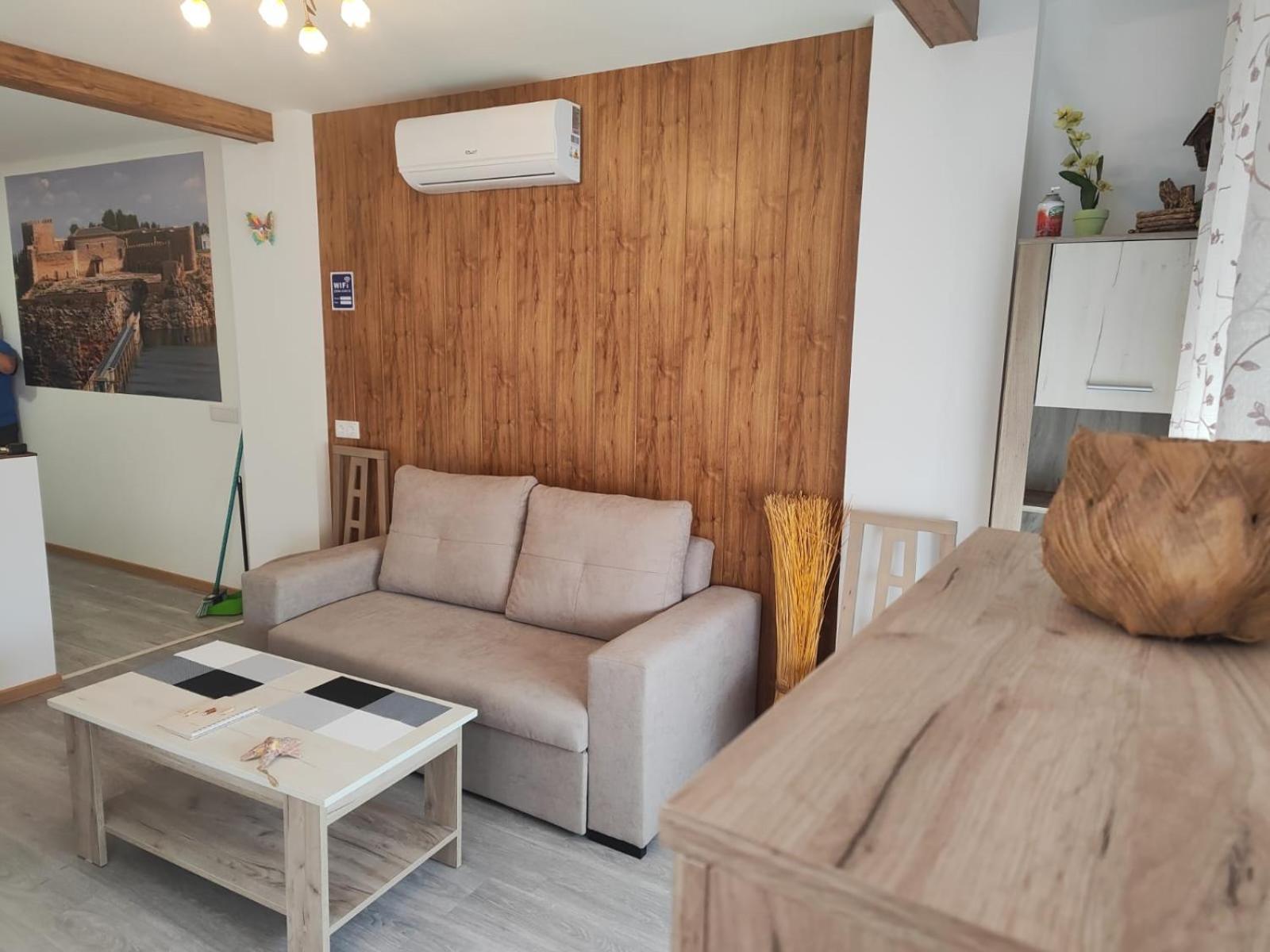 Apartamento La Garrucha Argamasilla de Alba Exterior foto